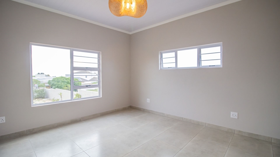 4 Bedroom Property for Sale in Country Club Western Cape